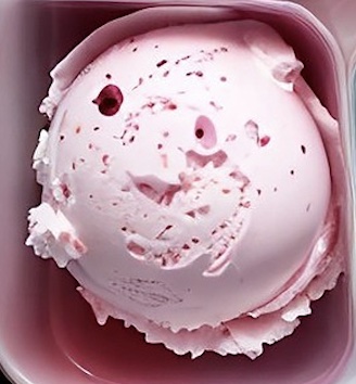 Strawberry Kiss
